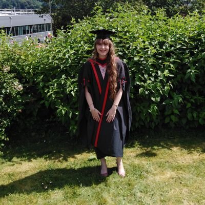 English and Creative Writing graduate at USW, PGCE Primary teacher from UWTSD👩🏼‍🎓📚
NQT primary teacher on supply 💖