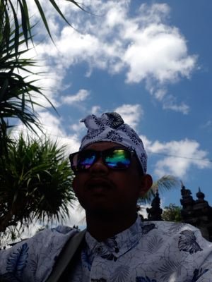 Riski20312008's profile picture. Berkerja keras istiqoma berdoa itu sebuah bentuk kunci kesuksesanmu