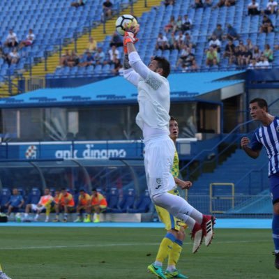 @nkinterzapresic footballer, International with @HNS_CFF 🇭🇷 Before in @PolitehnicaIasi @DVSC_Official @gnkdinamo @Udinese_1896 & @GranadaCdeF - @UhlsportSpain