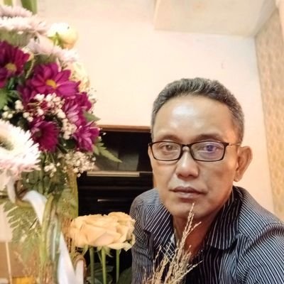 DedeMujahidin5's profile picture. 