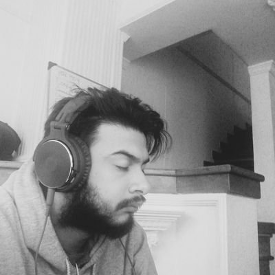 juanmany29's profile picture. Nada os pertenece en propiedad más que vuestros sueños.
Hay tantas realidades como puntos de vista