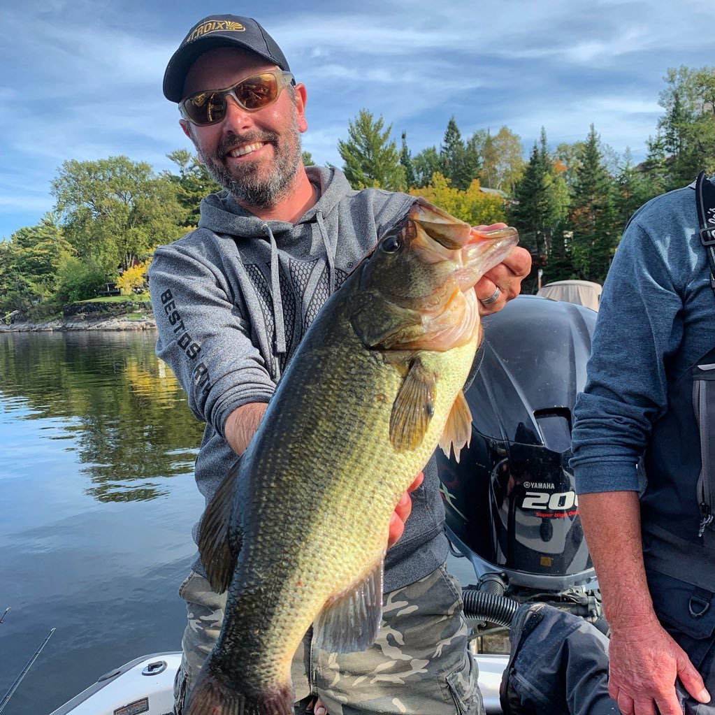 Fisheries Biologist. Tournament Bass Angler, St.Croix Fishing Rods, Eagle Claw/Lazer Trokar, Vicious Fishing Line, Venom Lures, FXR Outdoors, Go Sharks & Jets!