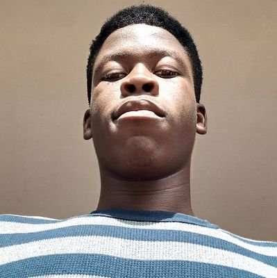 _eelye's profile picture. Just a guy behind a keyboard ⌨️⌨️

who enjoys staring at lines of code👨🏾‍💻😅