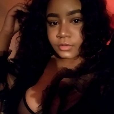 ZahNeeYah_'s profile picture. Building⚒