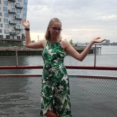 Supermodel height, superdad humor | Geneseo '21 | Future Ms Frizzle