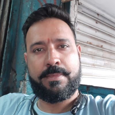 SachinSVig1's profile picture. confident