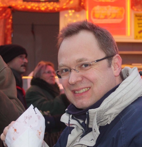 Symbologisto's profile picture. IP Counsel, Consultant, Business Strategist, Engineer.
Hier als privat und planlos twitternder Analog Native.