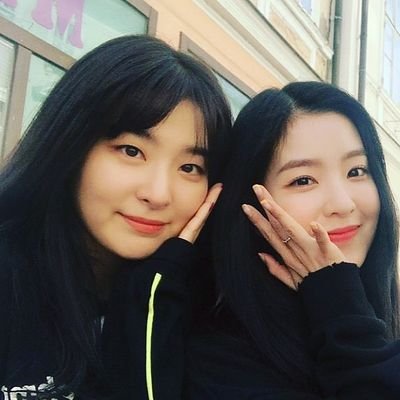 FarhanisAmbar's profile picture. what is happy life to you?🤔
wish my ideal job in healthcare industry come to the reality😍