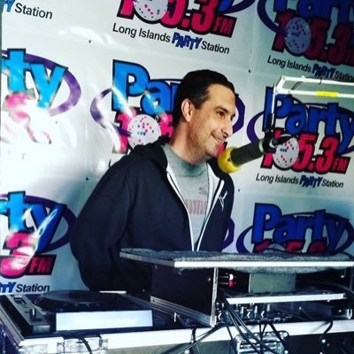 JuniorJunk's profile picture. I have no idols, I admire work, dedication and competence. - Ayrton Senna