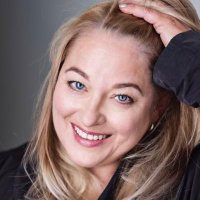 Beatie Edney(@beatieedney) 's Twitter Profileg