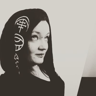 Nayrusia_'s profile picture. Irgendwo hier bin ich geboren worden..