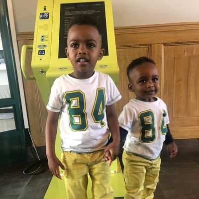 diiniyare1's profile picture. 