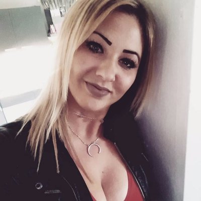 I think I am a stable, self-reliant and thoughtful person who is looking for a man (a real man) with whom to go a long way. I have a character sometimes a bit a