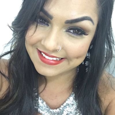 el amor que solo es una ilusión que siga siendo eso una ilusión para que mentir y pensar en en futuro com algien que solo no puede ser que mal