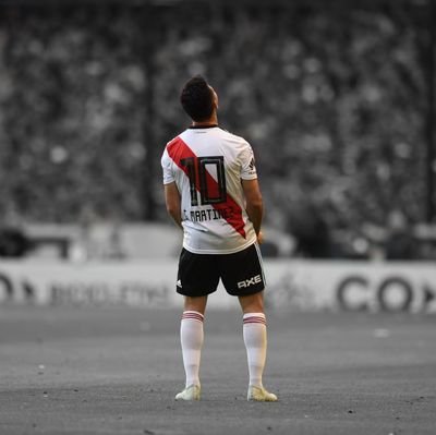 TCuantar's profile picture. Acuariano de reglas propias. River Plate. Futbolista frustrado. Admirador de las Camisetas. TikiTiki Siempre. Asado y amigos.