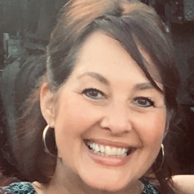 Mom to 3 Bigs and work in the Graduate Studies office at Chadron State College.