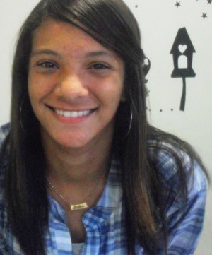 sou uma explosão que saiu do nada e desaparecerá do nada, mas,sou uma explosão de alegria que ilumina as manhãs, serei tudo o que você sente falta;)