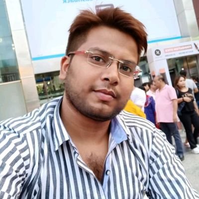 जिन्हे गुस्सा आता है,
वो लोग सच्चे होते हैं,
मैंने झूठों को अक्सर
मुस्कुराते हुए देखा है