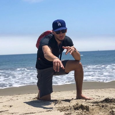 JJ_Halim's profile picture. Risk