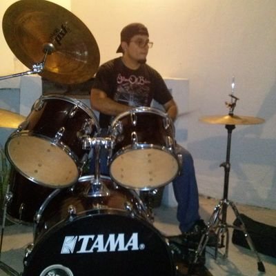 🇲🇽 American Kenpo black belt, 
Engineer, 
Gamer, 
metal head, Drummer
and father
 Sp, Eng、日本語