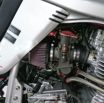 バイク好きのおっさんです(^_^;)  

増車しちゃった(*^^*)


ZZR1400とw650に乗ってます♪
週末はだいたい日本平にいます！
