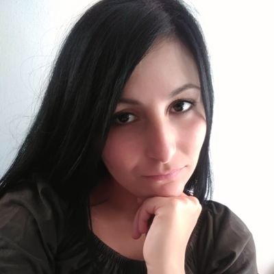 verahconte's profile picture. Born in  🇮🇹
Living in 🇬🇧