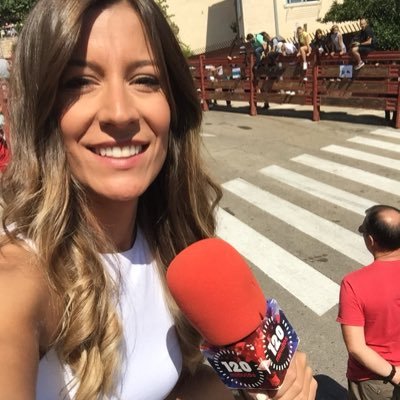 Periodista. Reportera en 120 minutos, Telemadrid. Autóctona de Esplús (Huesca) afincada en Madrid.