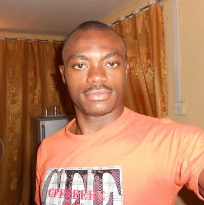 lechechris's profile picture. A Peacemaker