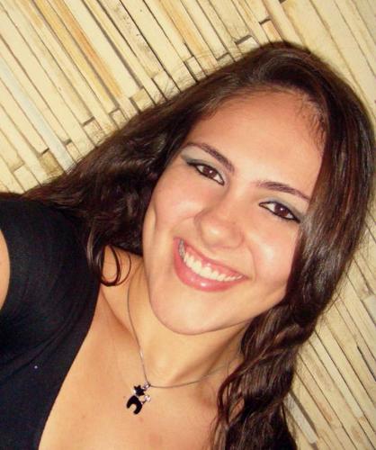 Conservadora de Direita, protetora dos animais, temente ao Senhor Jesus, estudante de Comércio Exterior!