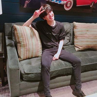 loveBeer0012's profile picture. กูเรียลหญิง คบได้ทั้ง ช/ญ ทักกูได้กูไม่กัด