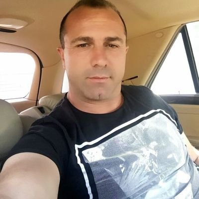 Francis89678100's profile picture. SIMPLEMENT SYMPA