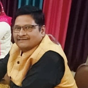 निष्पक्ष,न्यायप्रिय होने के कारण लोग कम पसंद करते हैं ।