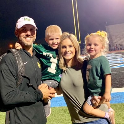 Blessed husband and dad. Football and Baseball coach at Mountain Brook High School. @MtnBrookFTBL @MB_baseball