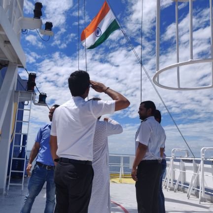 Die Hard Bhartiya, Curious World Explorer, A wave Rider, Have been to Bermuda Triangle & still alive :)