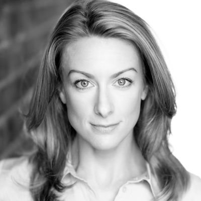 Actress, doggy mother, lover of all things peanut butter related & represented by Louise Davidson @Simon_How