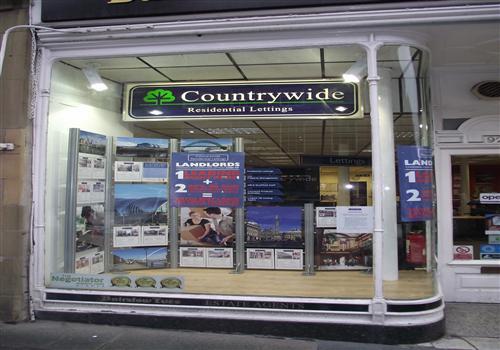 Countrywide Lettings in Newcastle, part of a national network of branches all over the UK, introducing quality properties to quality tenants.