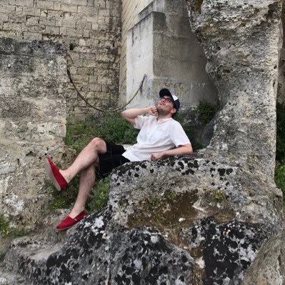 WmTravisTidwell's profile picture. I talk. I read. I watch. I laugh loudly and frequently.