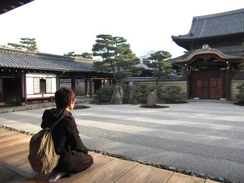 Circle_Parade's profile picture. どうも、山崎です！
アート・建物が好きなクソヤローです！
工学部四年、材料工学を専攻しています！　よろしく！！