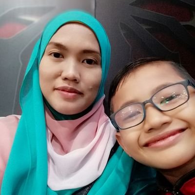 KasehAzean's profile picture. 📍Allah always behind me❤📍
😁Sis yang jual kek 😁