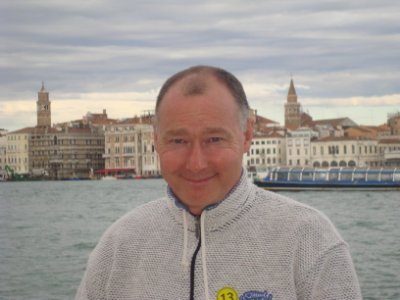 Wayne_B14's profile picture. Interested in football,  particularly AFCB, investing and fitness. Used to count beans.