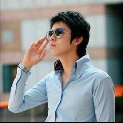 janu143143143's profile picture. 