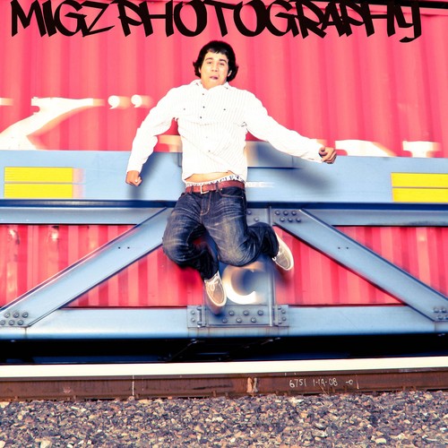 MigzPhoto's profile picture. Photography inspired by an eye that believes everyone should see what it can, provided by a photographer who wants to create his own style.