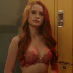 OfSeducisms's profile picture. 