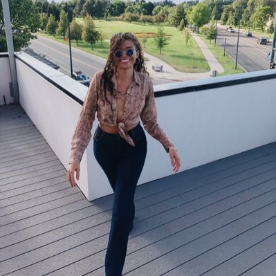 not_lyssaa_ning's profile picture. FLY EAGLES FLY🖤