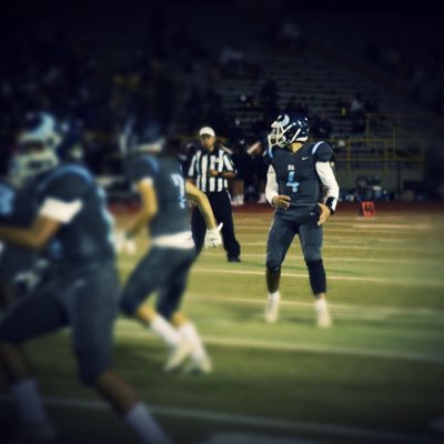 CHONSEY8's profile picture. VPHS CLASS 2021  I just love the game of football 🏈  5”10 180 LBS I’m tryna make big 🏙