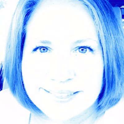 beth9133's profile picture. Self-actualized Star Wars nerd that only tweets for herself! (I teach middle school math in the real world...)