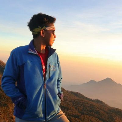 KharismaBeryl's profile picture. 