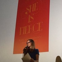 Ana Sampson McLaughlin is on Instagram (@anabooks) 's Twitter Profile