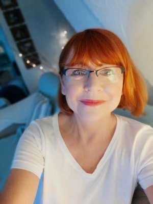 DebbieU03446971's profile picture. 