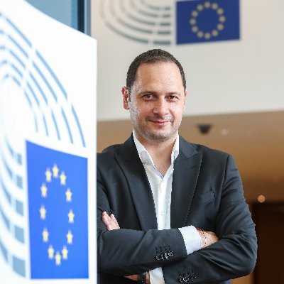 🇧🇬🇪🇺 @TheProgressives coordinator in @ep_transport. Member of @ep_environment & @ep_justice. Head of the Bulgarian Socialist delegation.